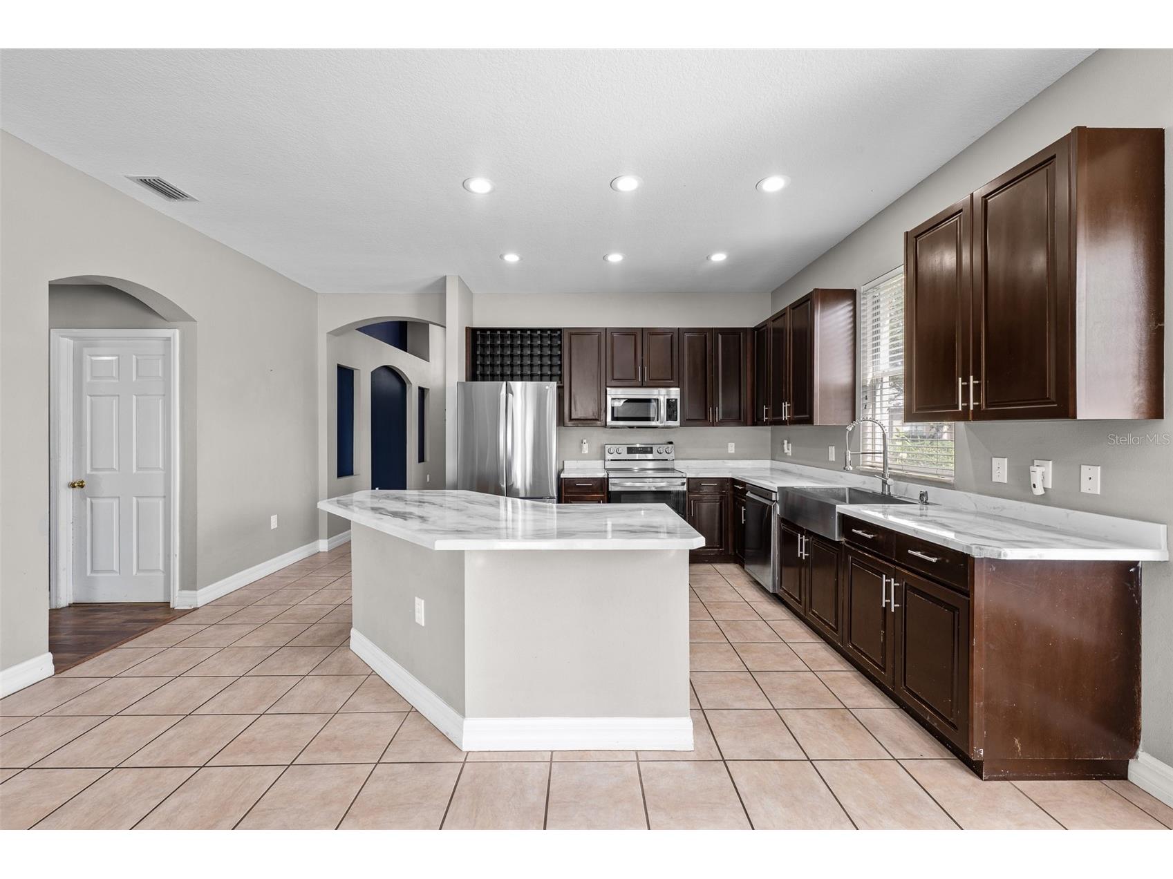 5909 Wedgefield Drive Zephyrhills FL 33541 TB8421048 image16