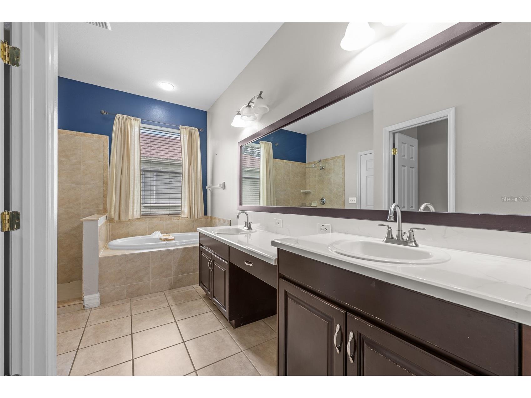 5909 Wedgefield Drive Zephyrhills FL 33541 TB8421048 image23