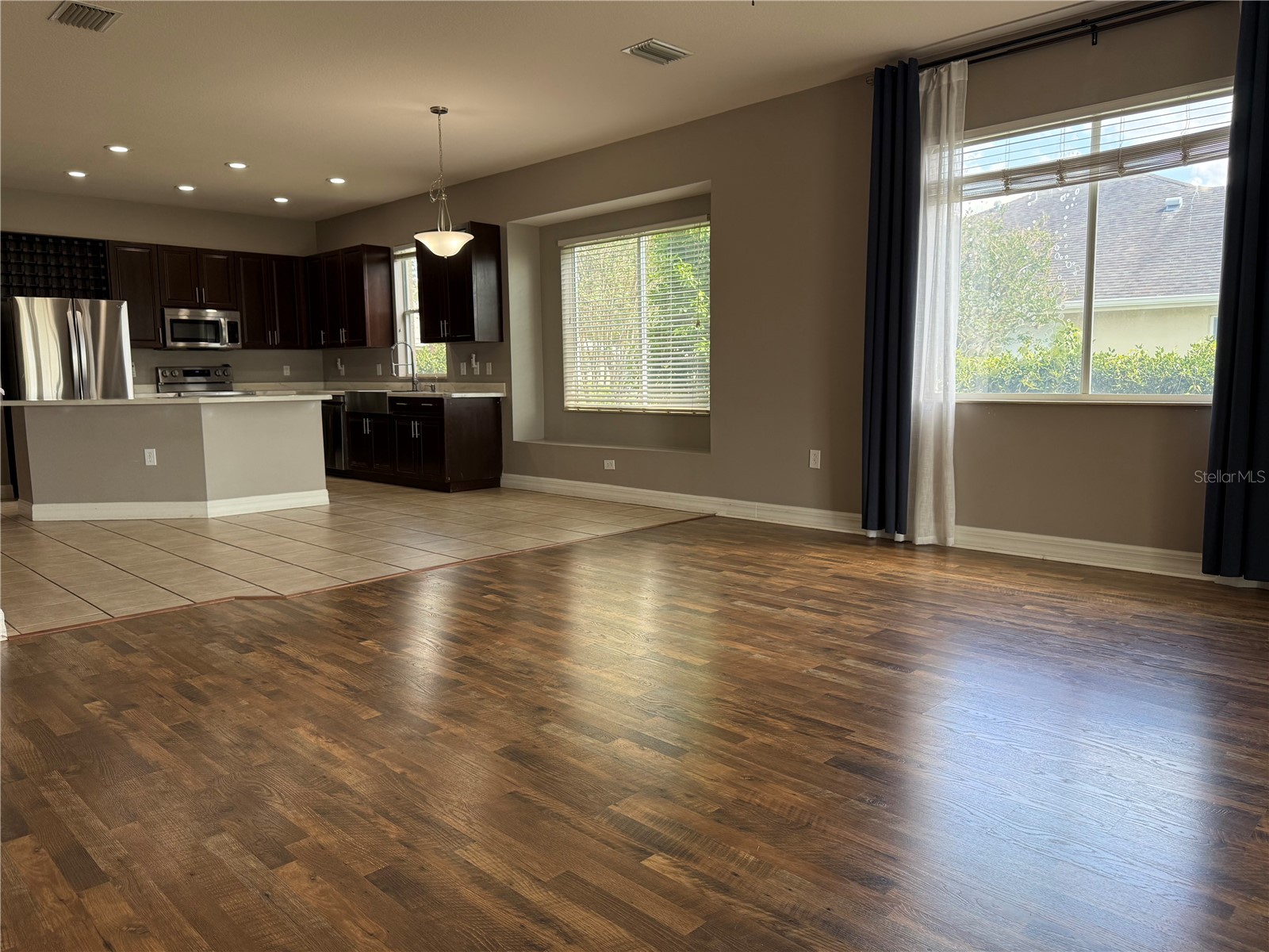 5909 Wedgefield Drive Zephyrhills FL 33541 TB8502206 image11