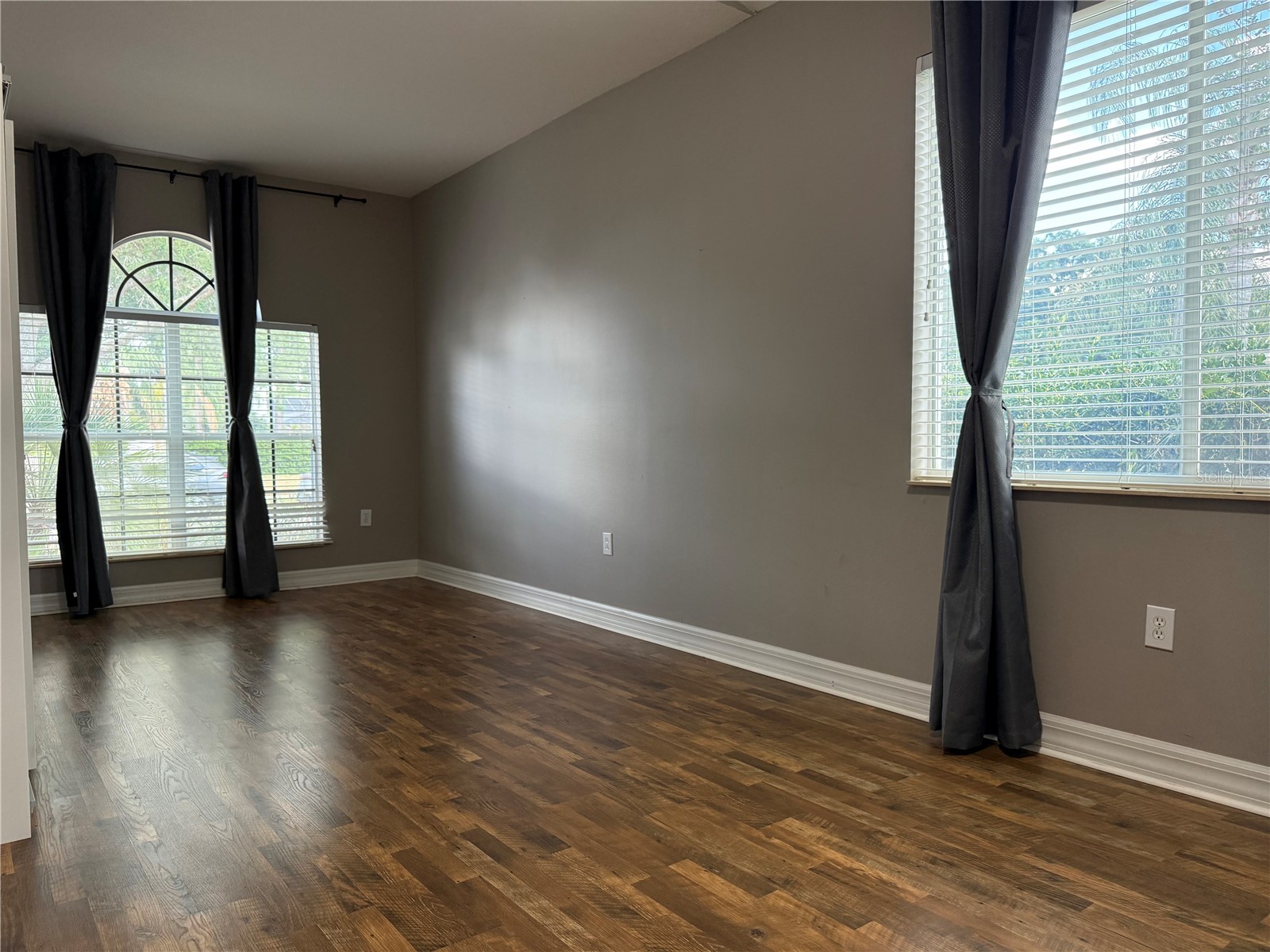 5909 Wedgefield Drive Zephyrhills FL 33541 TB8502206 image15