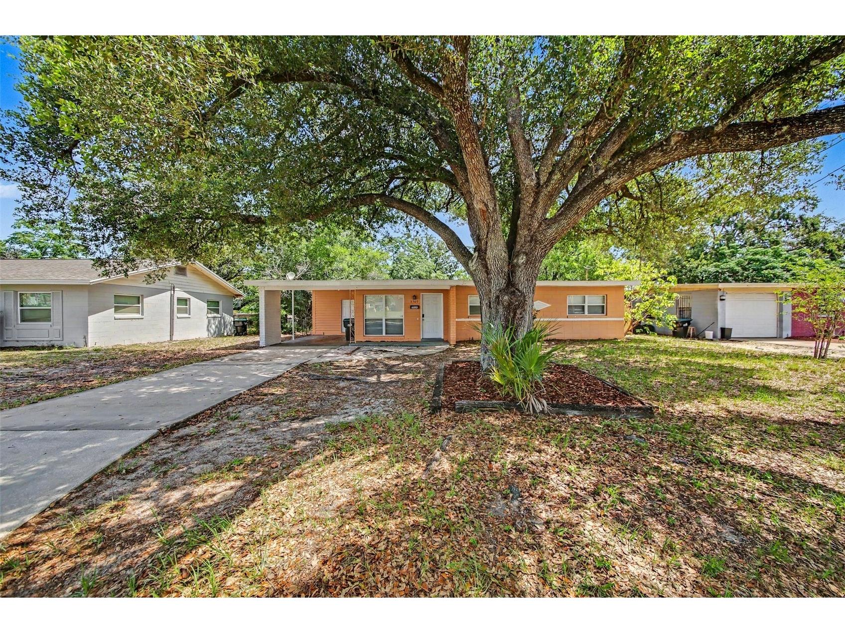 5909 Wolf Road Orlando FL 32808 O6408674 image1