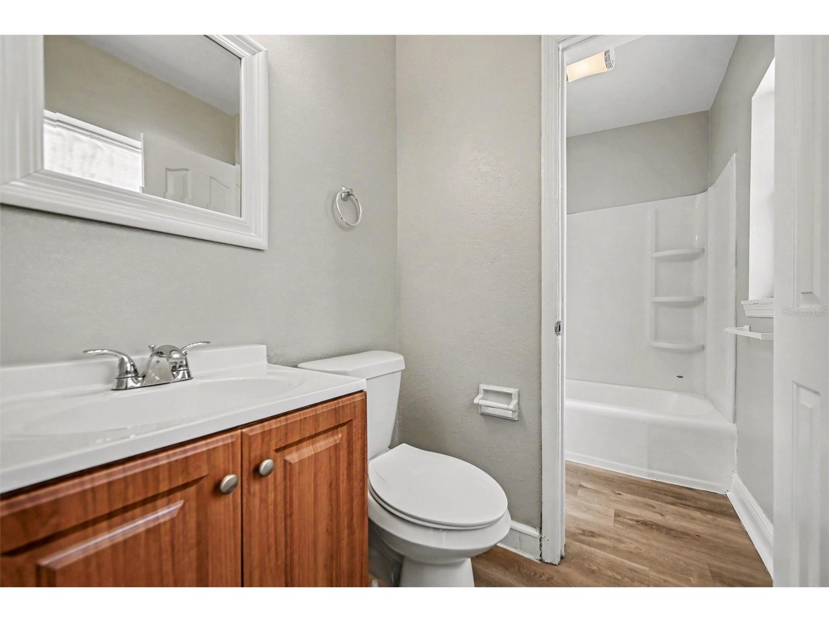 5909 Wolf Road Orlando FL 32808 O6408674 image11