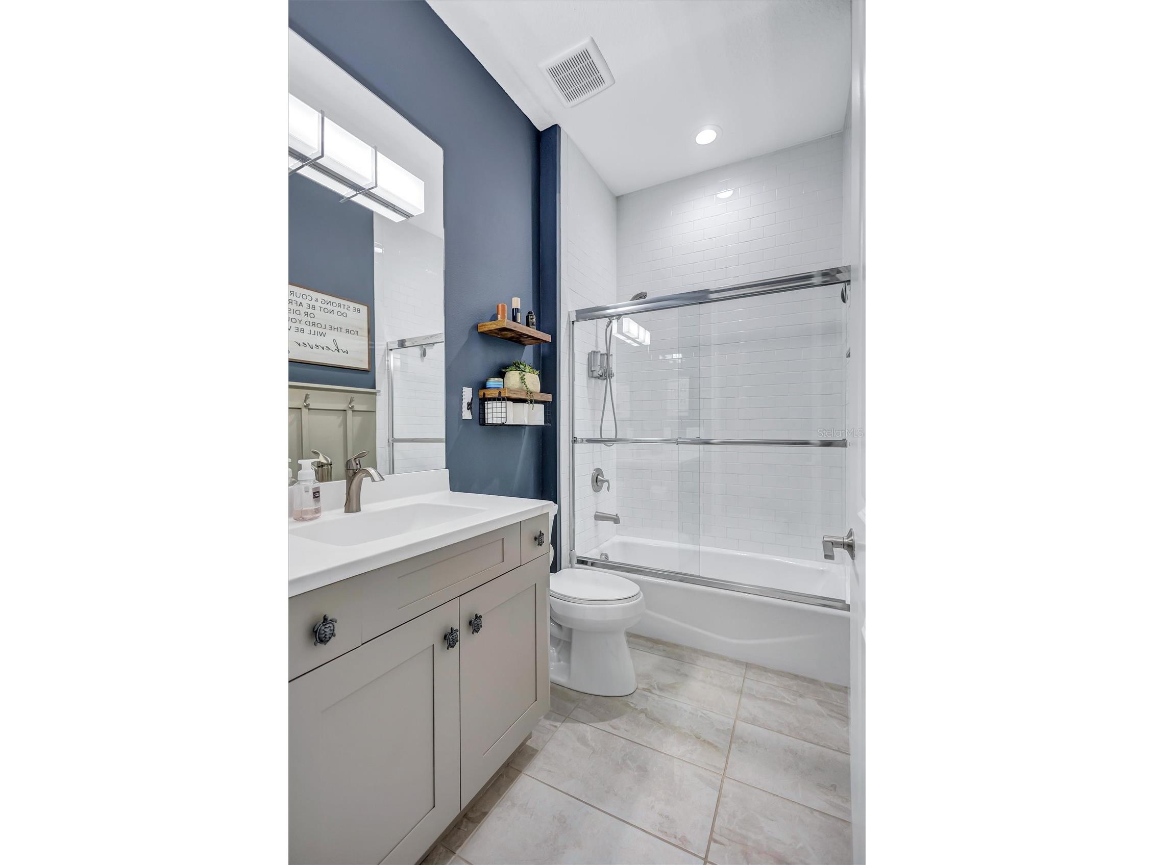 591 Mast Drive Bradenton FL 34208 A4693201 image43