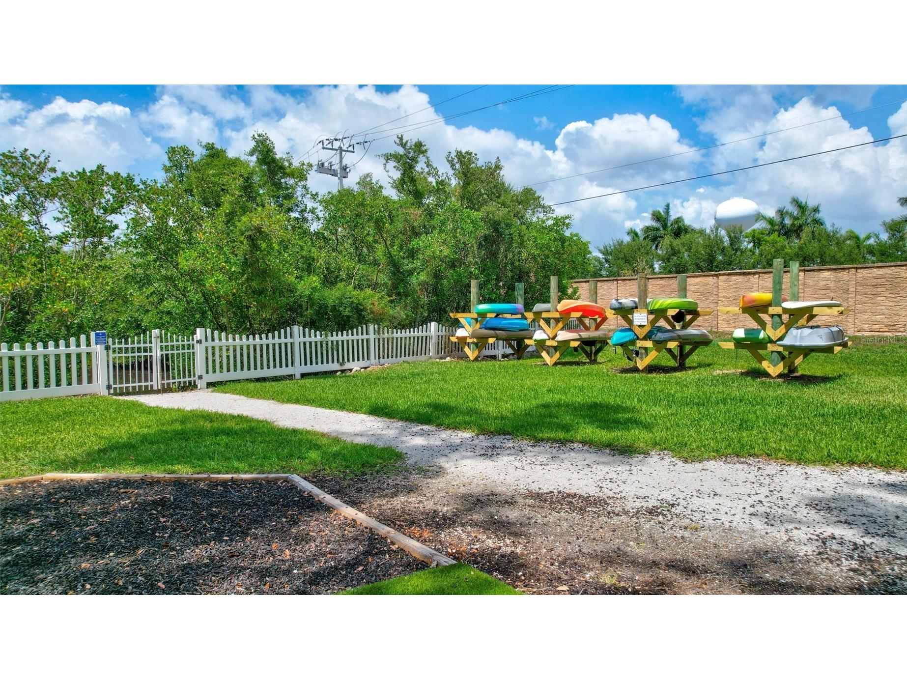 591 Mast Drive Bradenton FL 34208 A4693201 image78