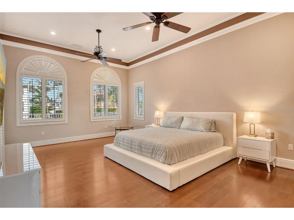 591 Putting Green Lane Longboat Key FL 34228 A4664198 image28