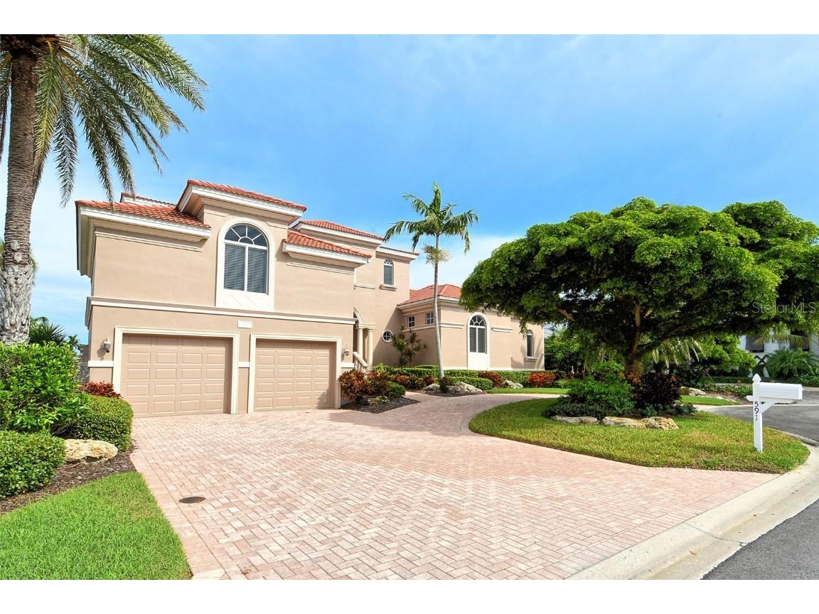 591 Putting Green Lane Longboat Key FL 34228 A4664198 image3