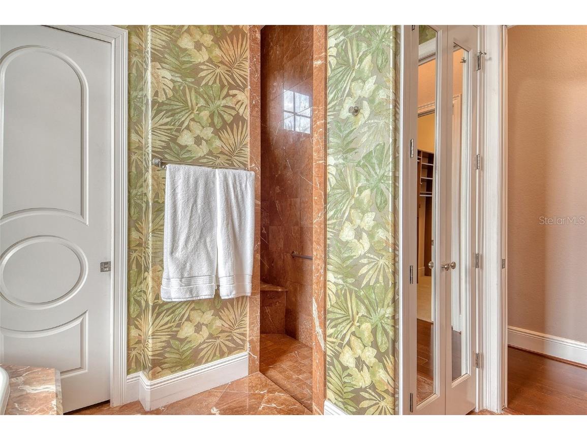 591 Putting Green Lane Longboat Key FL 34228 A4664198 image33