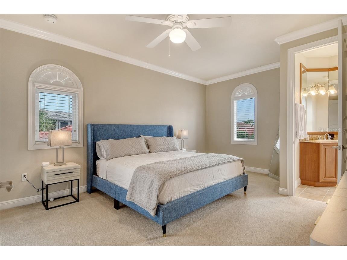 591 Putting Green Lane Longboat Key FL 34228 A4664198 image44