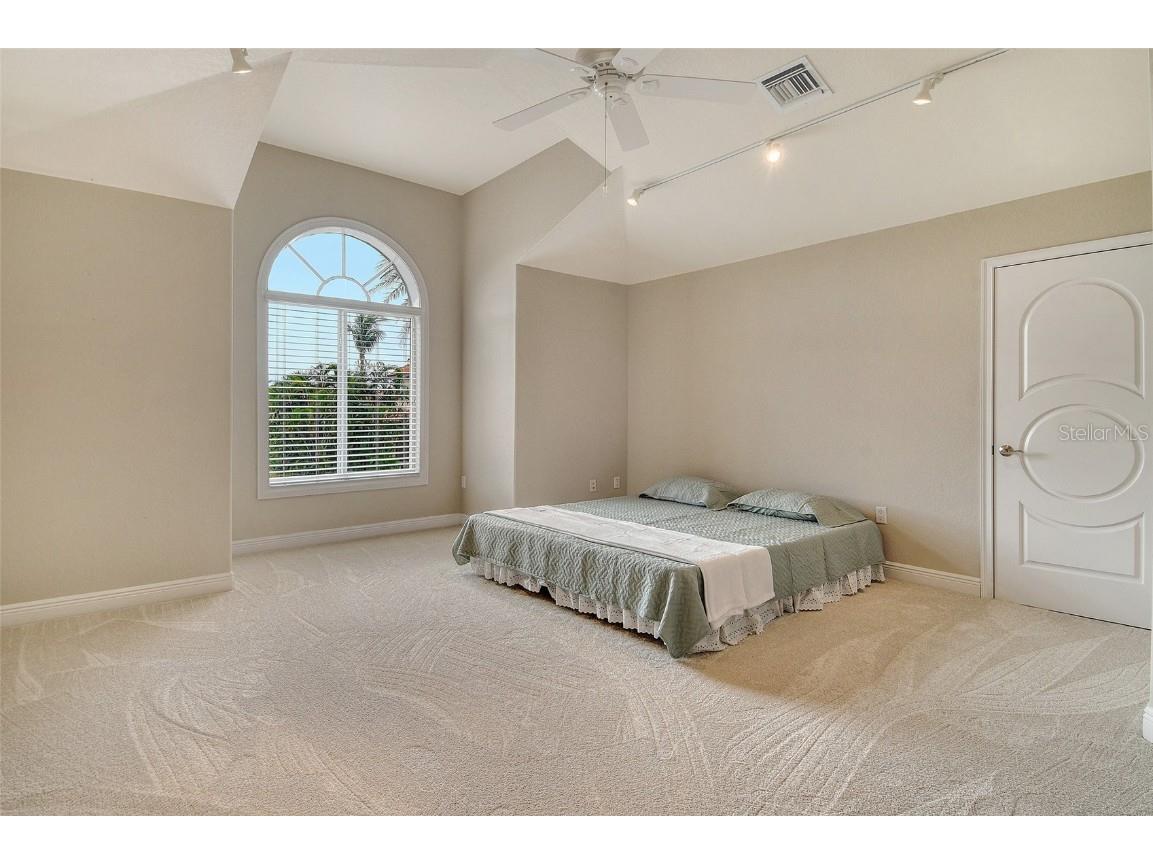 591 Putting Green Lane Longboat Key FL 34228 A4664198 image51