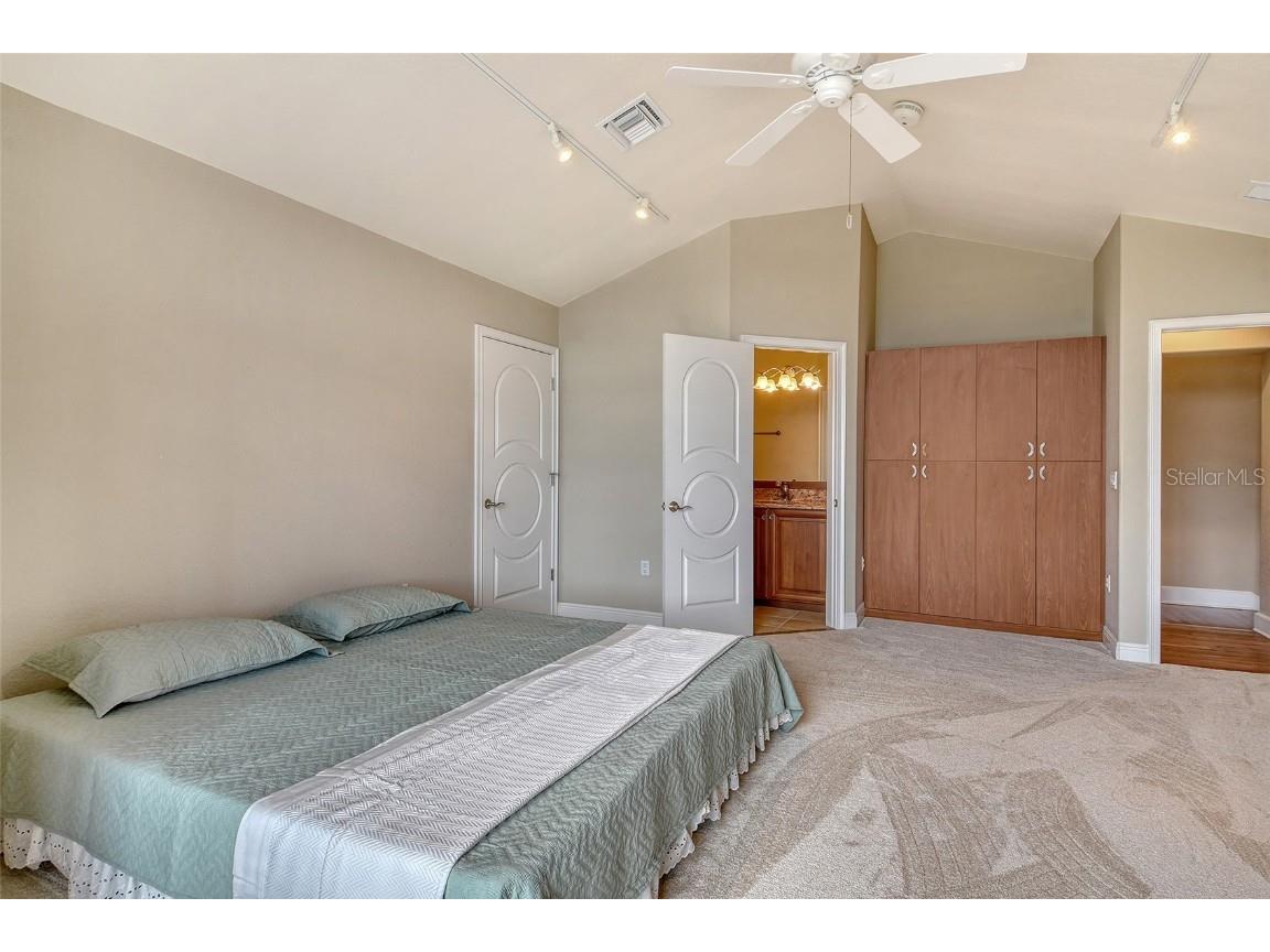 591 Putting Green Lane Longboat Key FL 34228 A4664198 image52