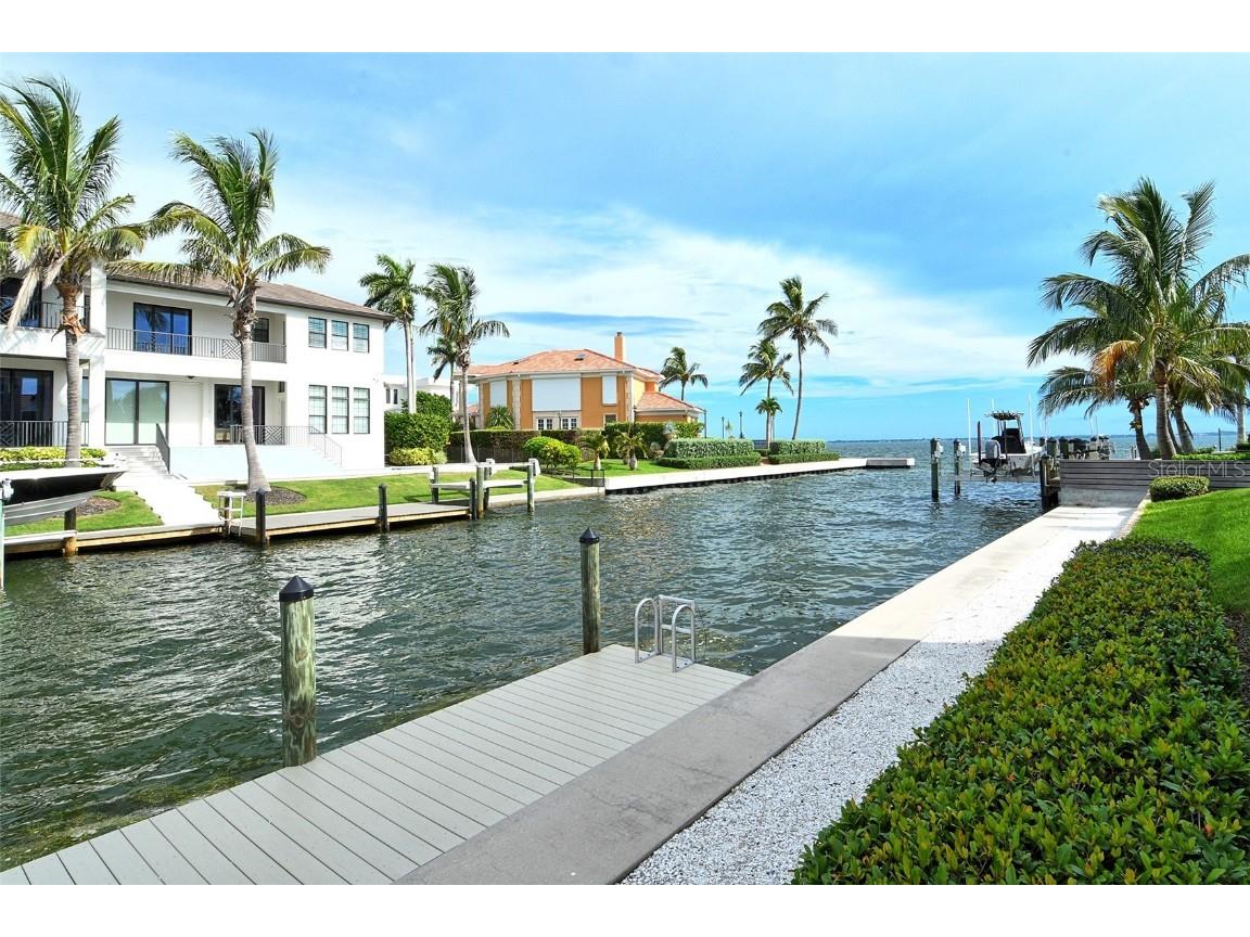 591 Putting Green Lane Longboat Key FL 34228 A4664198 image64