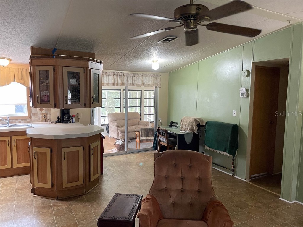 591 SE Fisher Road Ocklawaha FL 32179 OM709183 image8