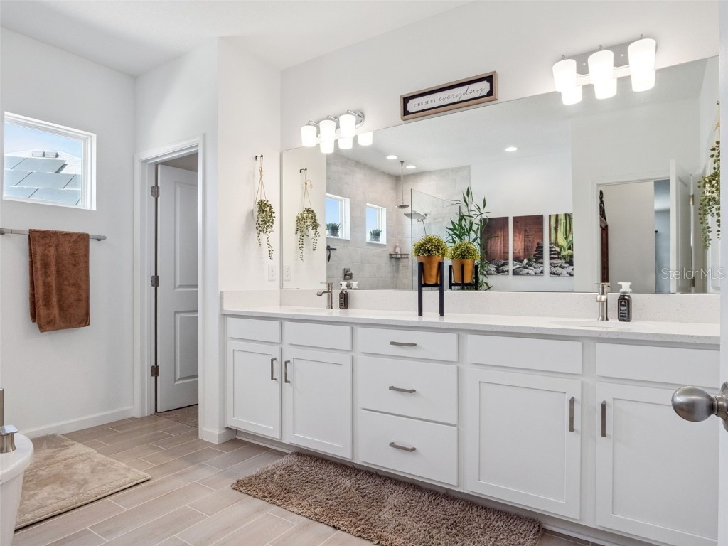 591 Via Bella Court Howey In The Hills FL 34737 O6366045 image14