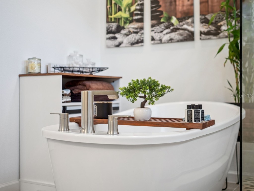 591 Via Bella Court Howey In The Hills FL 34737 O6366045 image16