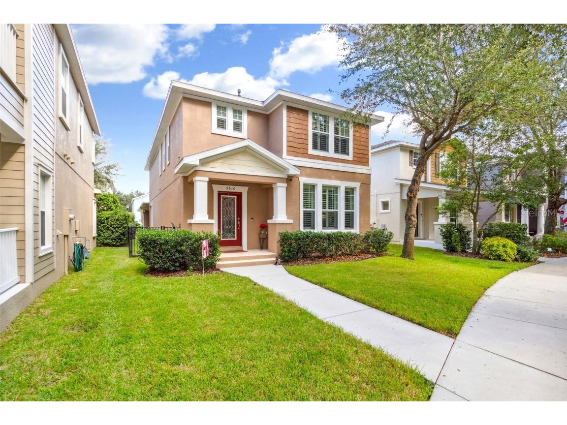 5910 Goldenbark Place Lithia FL 33547 T3475158 image1
