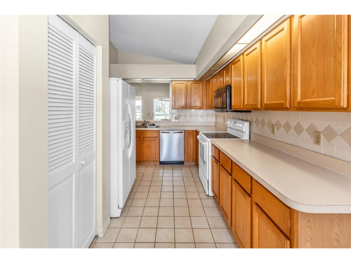 5910 Petunia Lane Orlando FL 32821 O6360566 image6