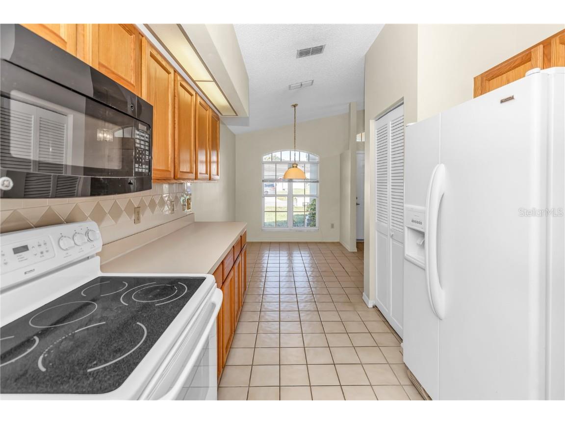 5910 Petunia Lane Orlando FL 32821 O6360566 image7