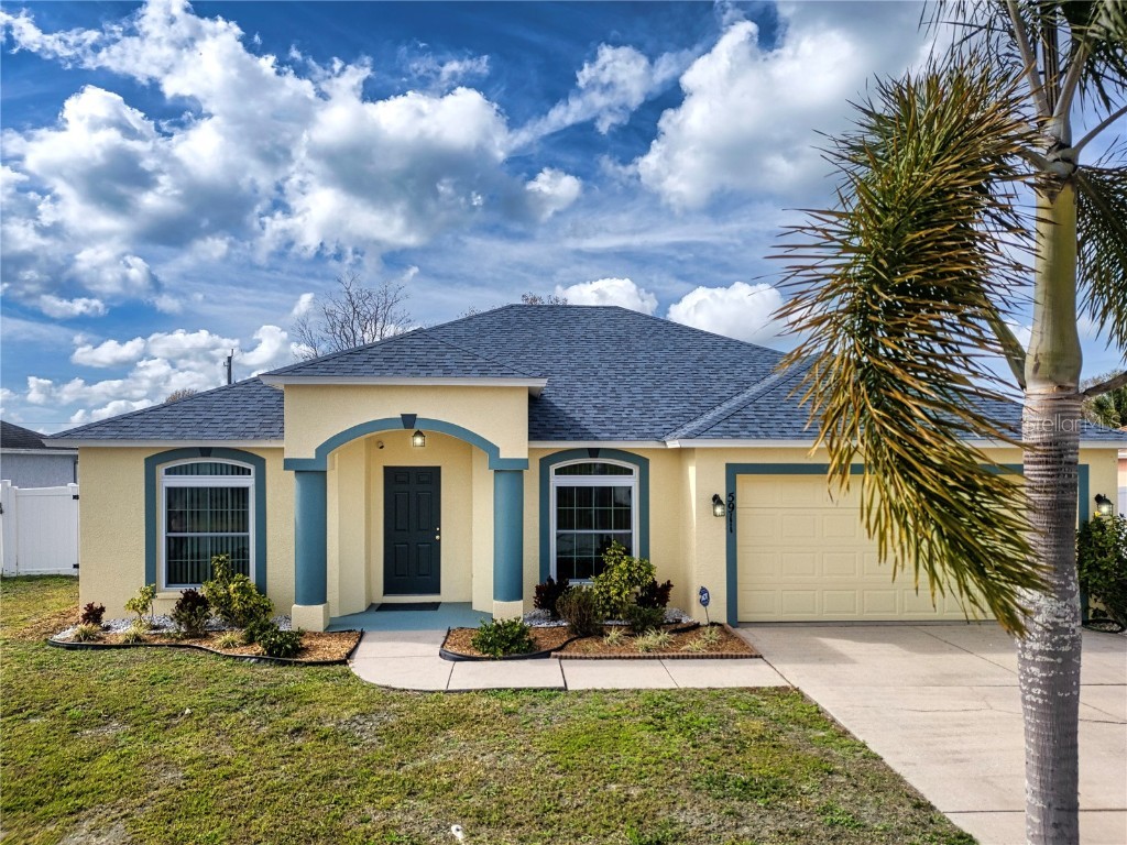 5911 33rd Drive E Palmetto FL 34221 A4597854 image1