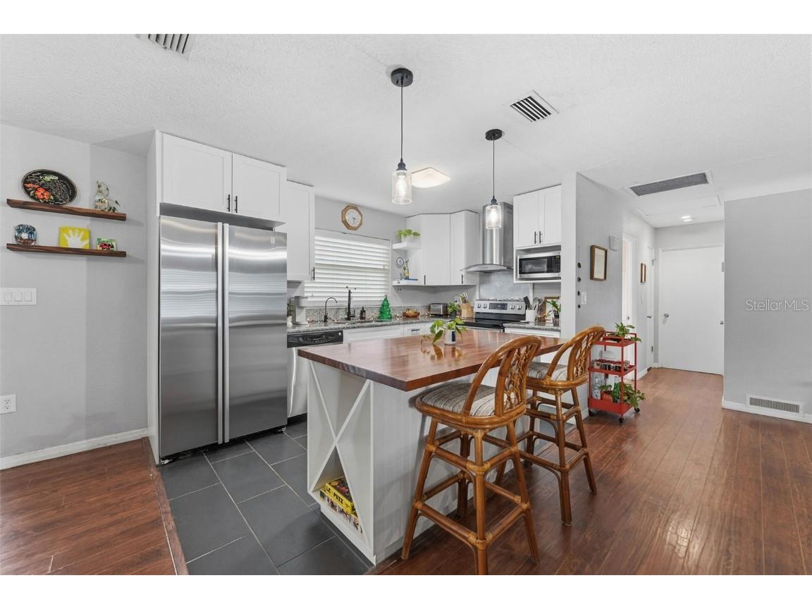 5911 36th Avenue N Saint Petersburg FL 33710 TB8460176 image11