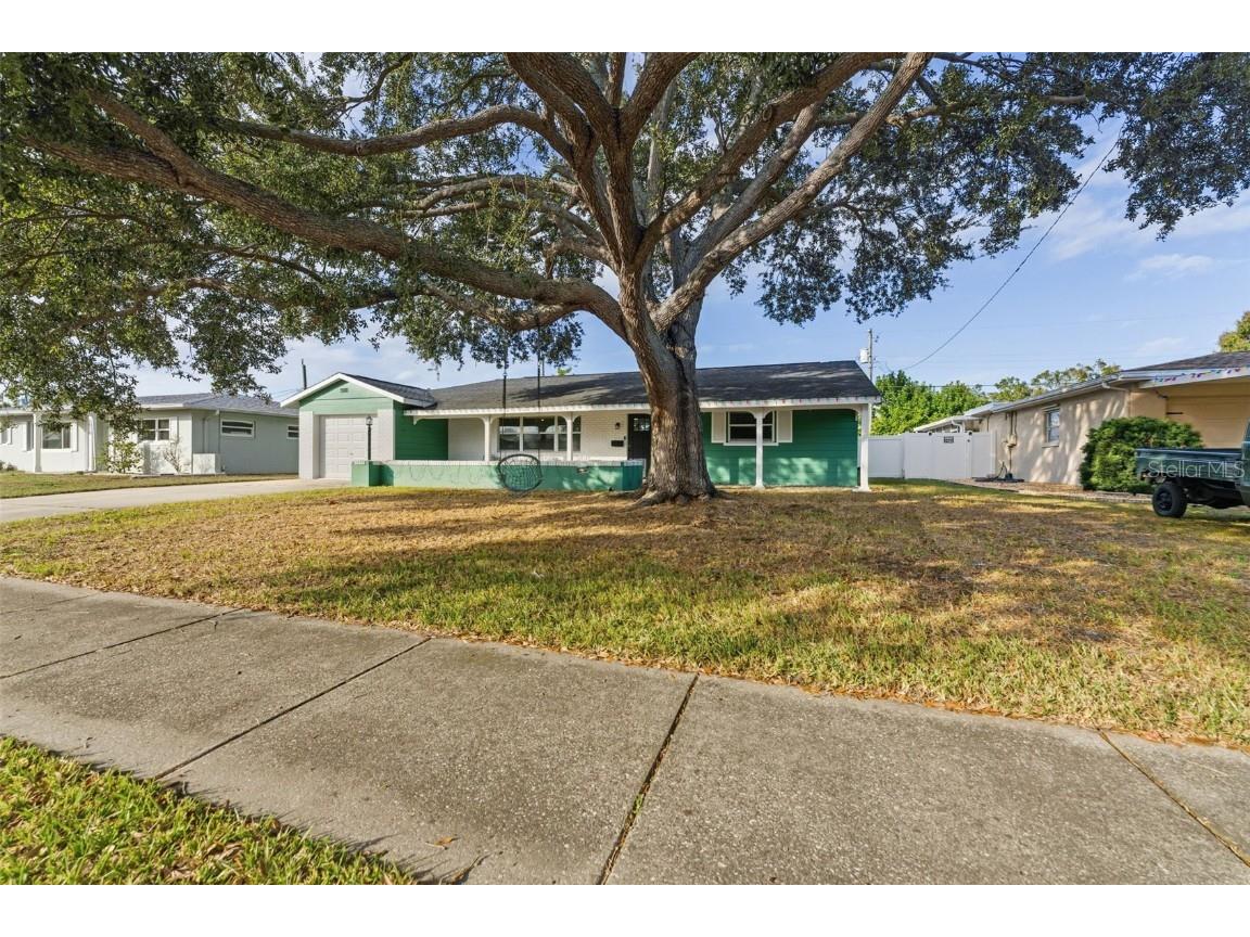 5911 36th Avenue N Saint Petersburg FL 33710 TB8460176 image3