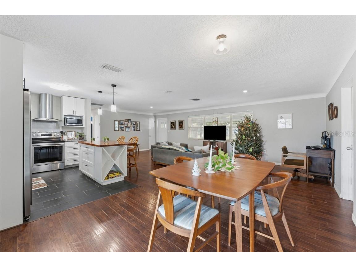 5911 36th Avenue N Saint Petersburg FL 33710 TB8460176 image9