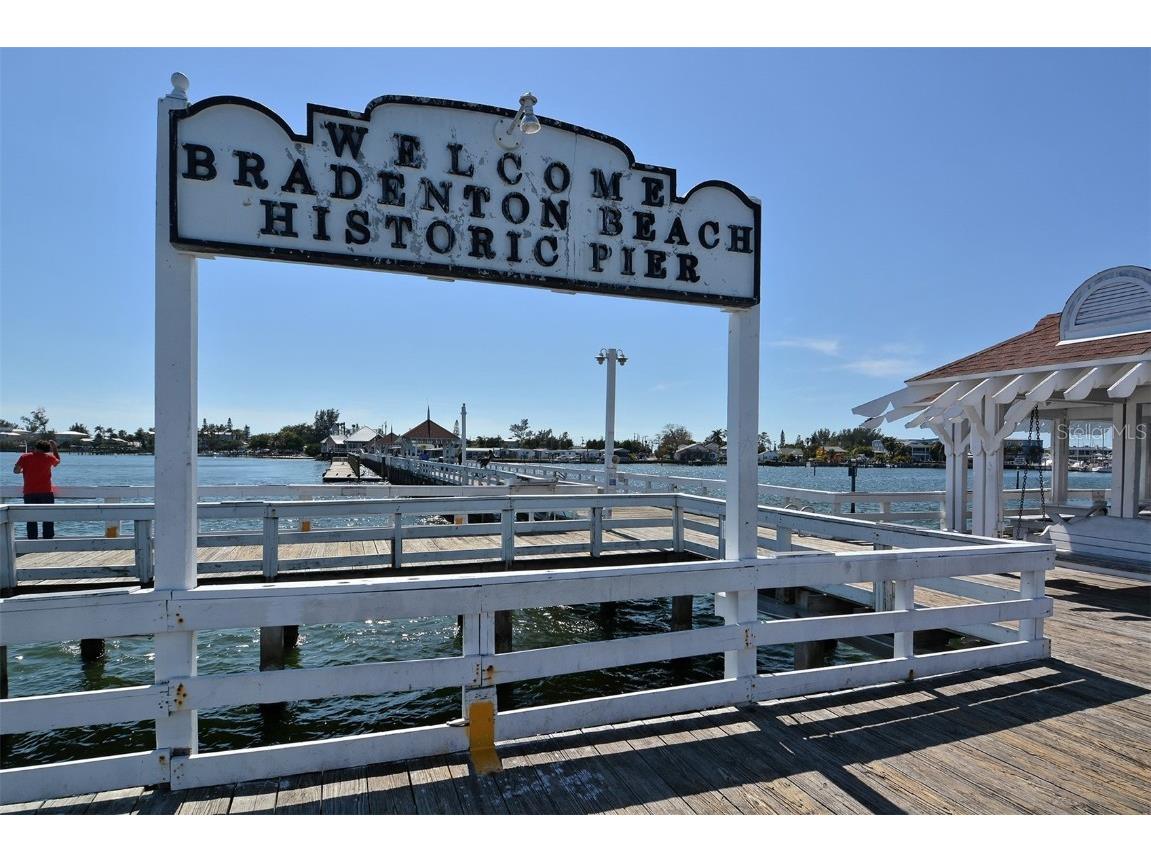 5911 39th Avenue W Bradenton FL 34209 A4666931 image40