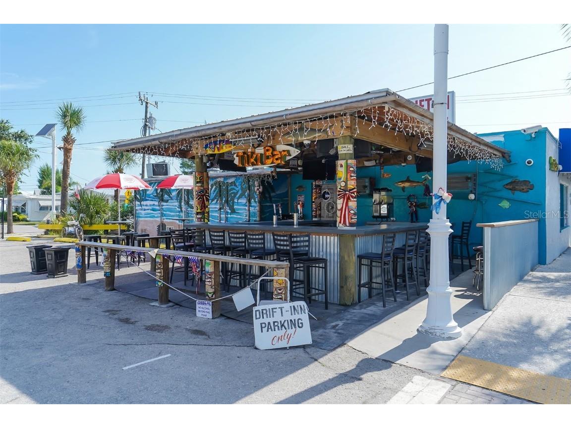 5911 39th Avenue W Bradenton FL 34209 A4666931 image56