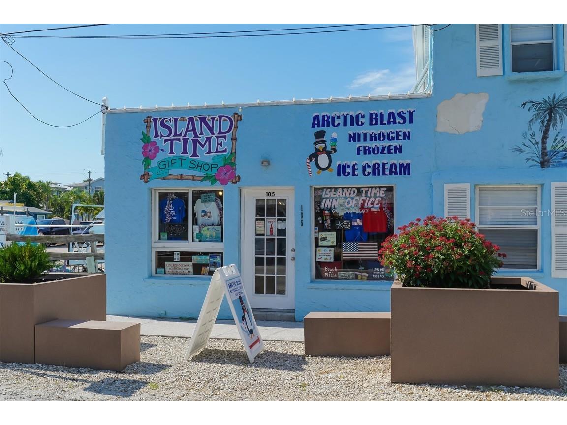 5911 39th Avenue W Bradenton FL 34209 A4666931 image63