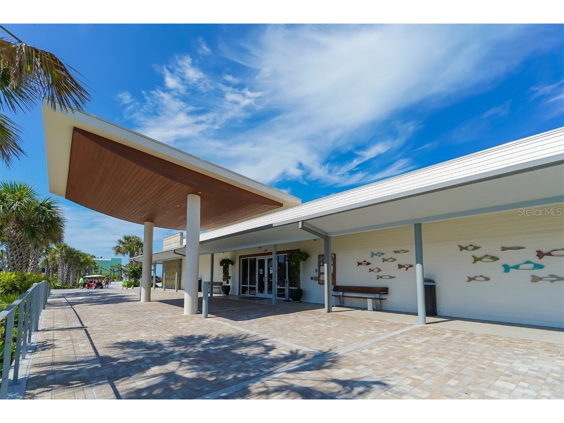 5911 39th Avenue W Bradenton FL 34209 A4666931 image73