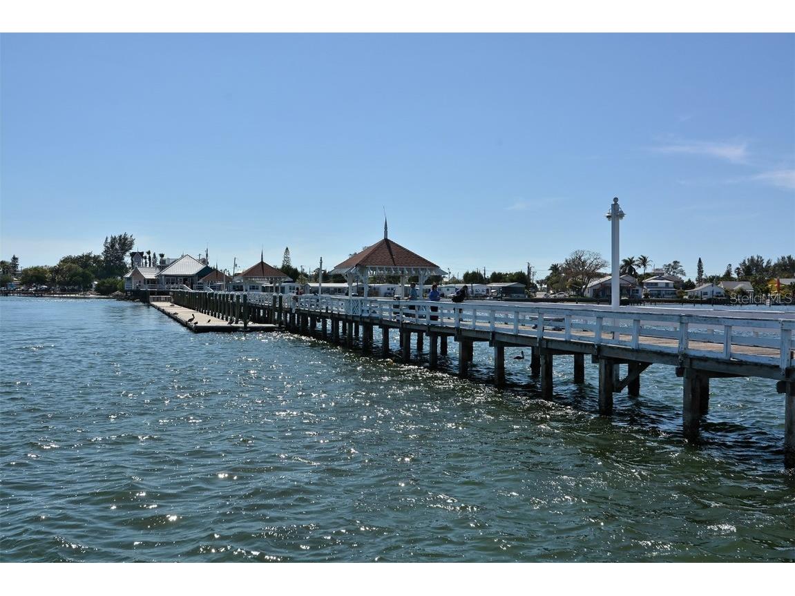 5911 39th Avenue W Bradenton FL 34209 A4667258 image37