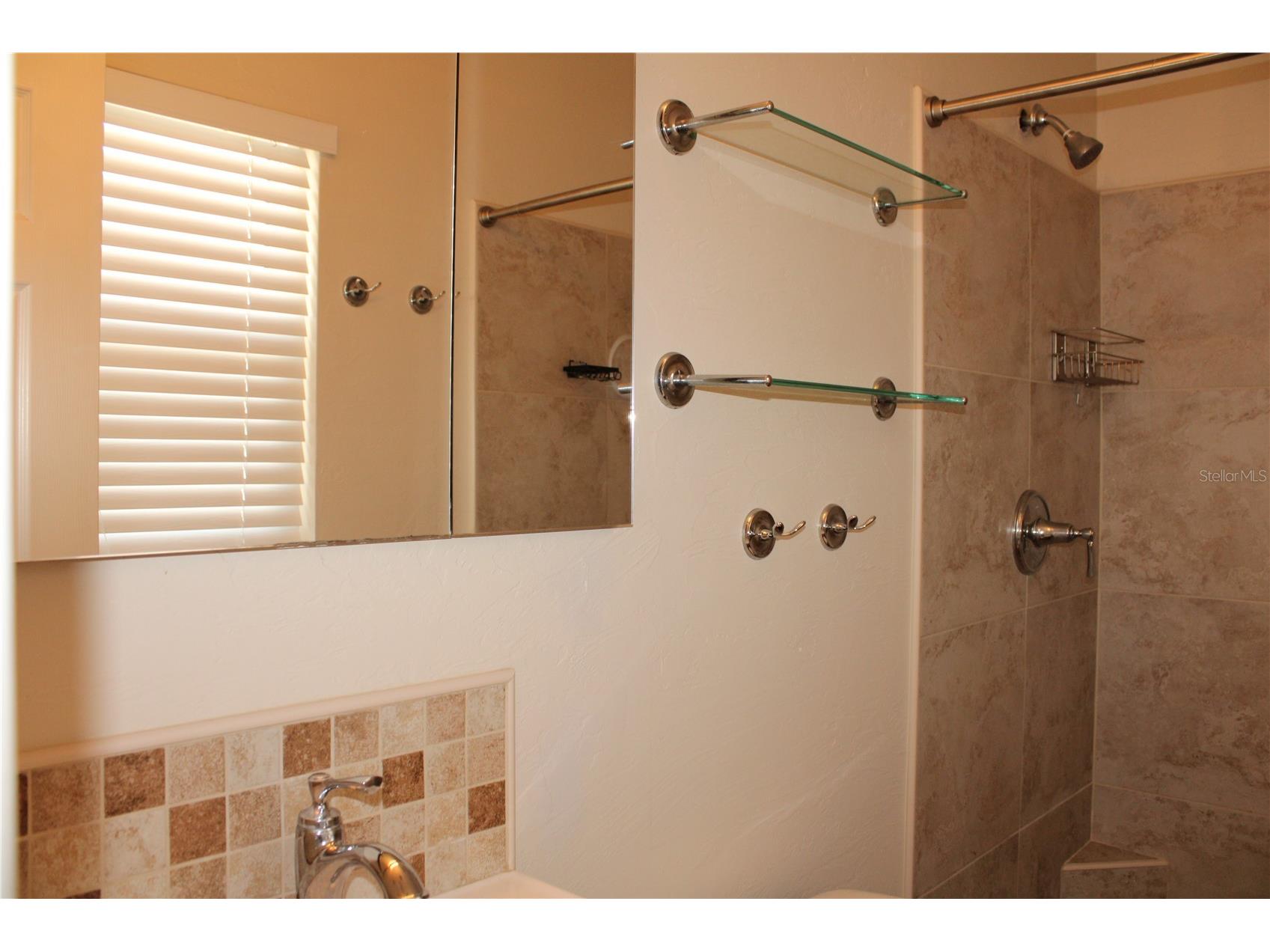 5911 7th Avenue Drive W Bradenton FL 34209 A4685646 image23
