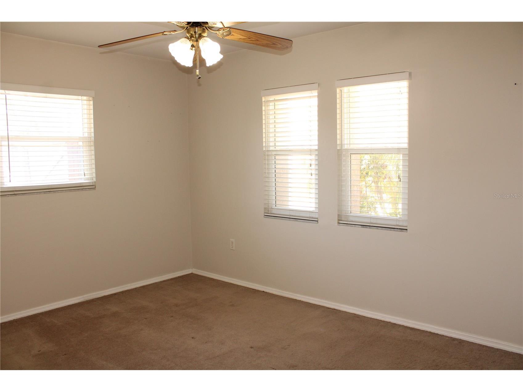 5911 7th Avenue Drive W Bradenton FL 34209 A4685646 image25