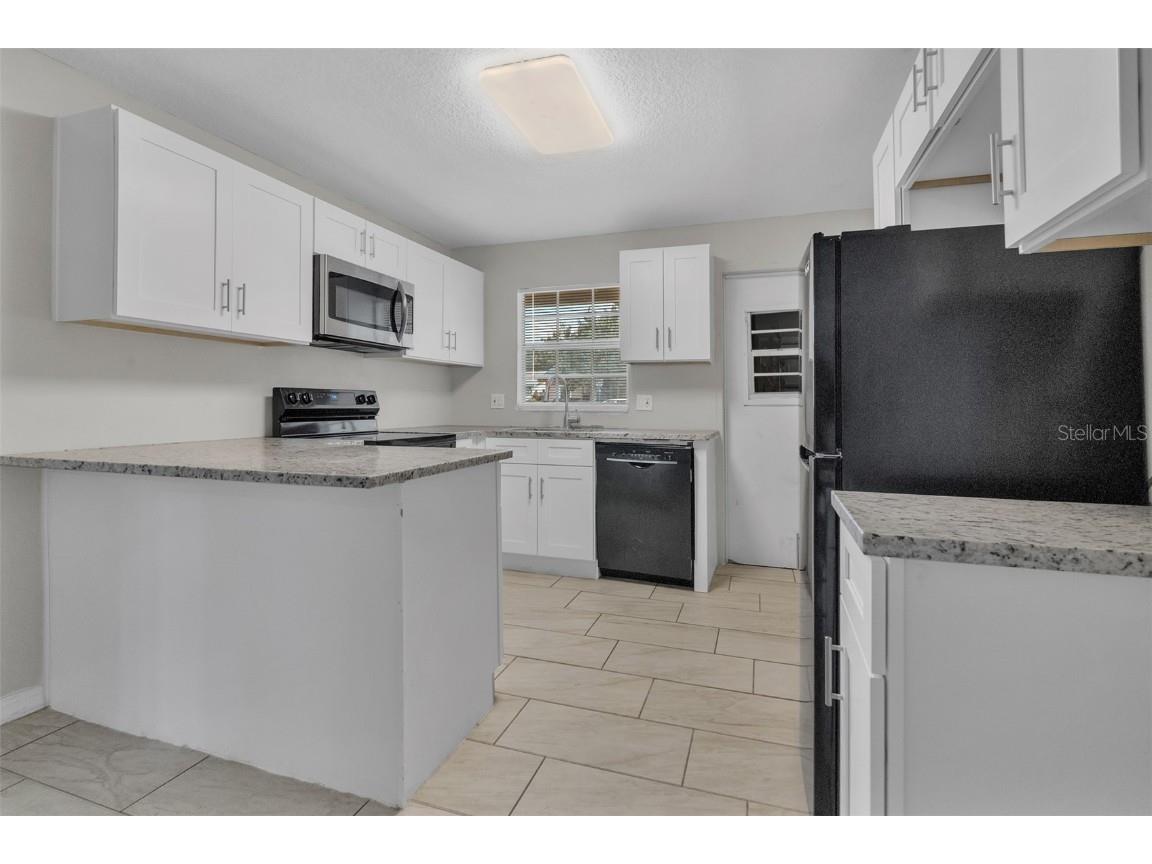 5911 Fernhill Drive Orlando FL 32808 O6346906 image17