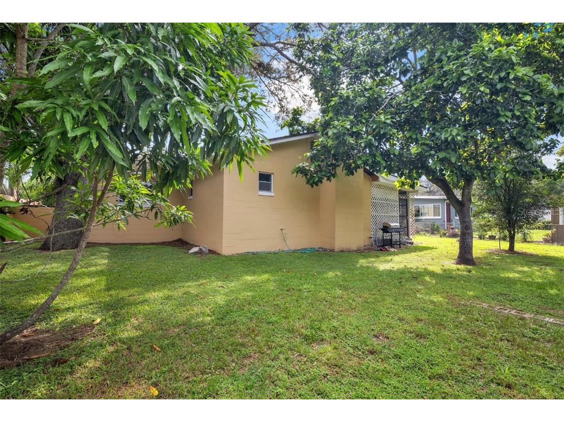 5911 Fernhill Drive Orlando FL 32808 O6346906 image25