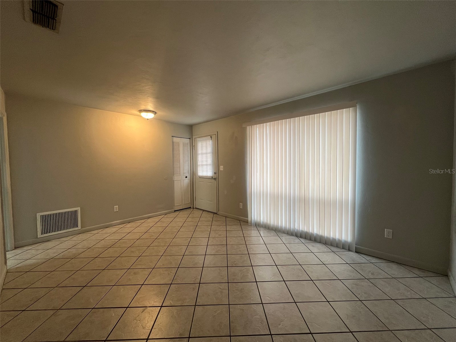 5911 NW 27th Street Gainesville FL 32653 GC537471 image8