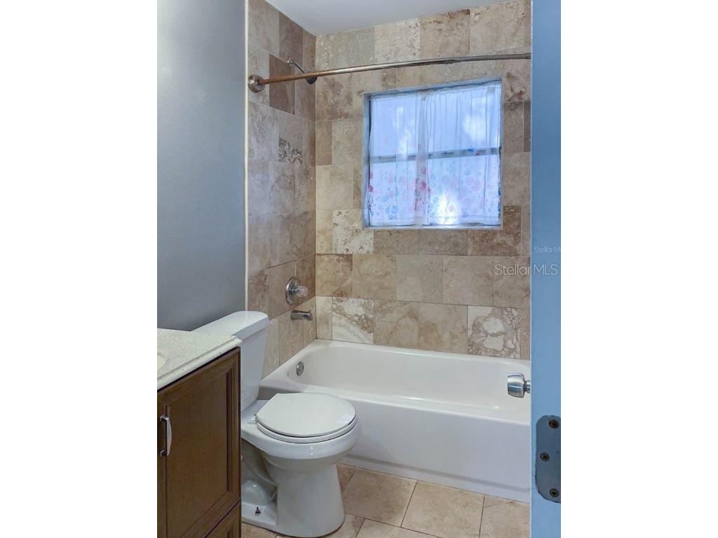 5911 Olive Avenue Sarasota FL 34231 A4645213 image7