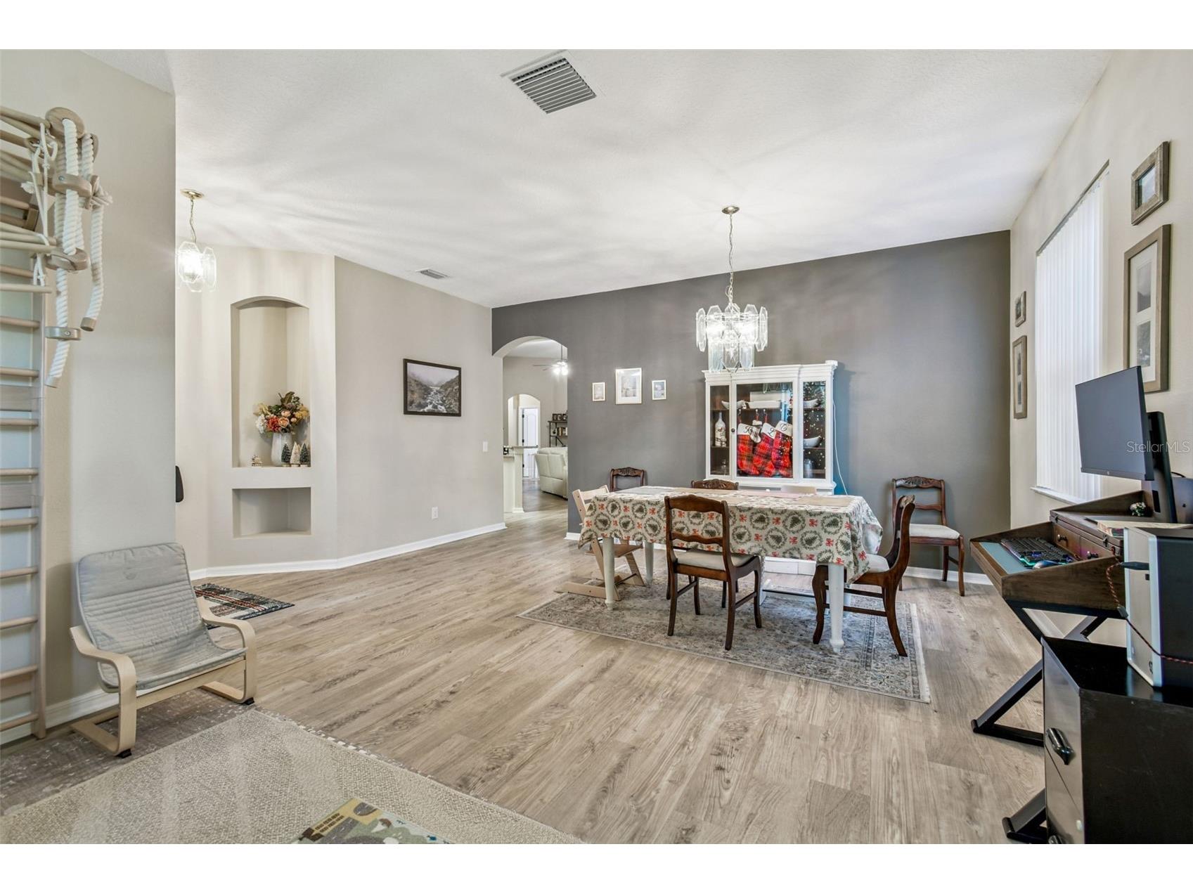 5911 Plummer Slade Court Tampa FL 33625 TB8452156 image3