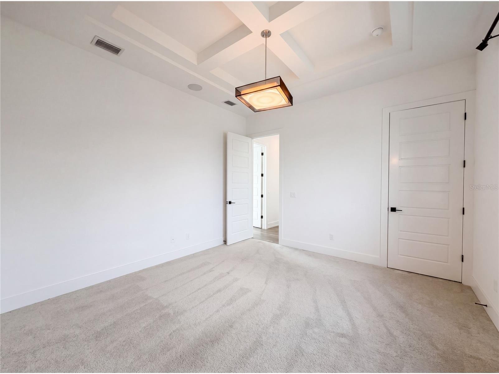 5911 Redbay Boulevard Bradenton FL 34210 O6405075 image4