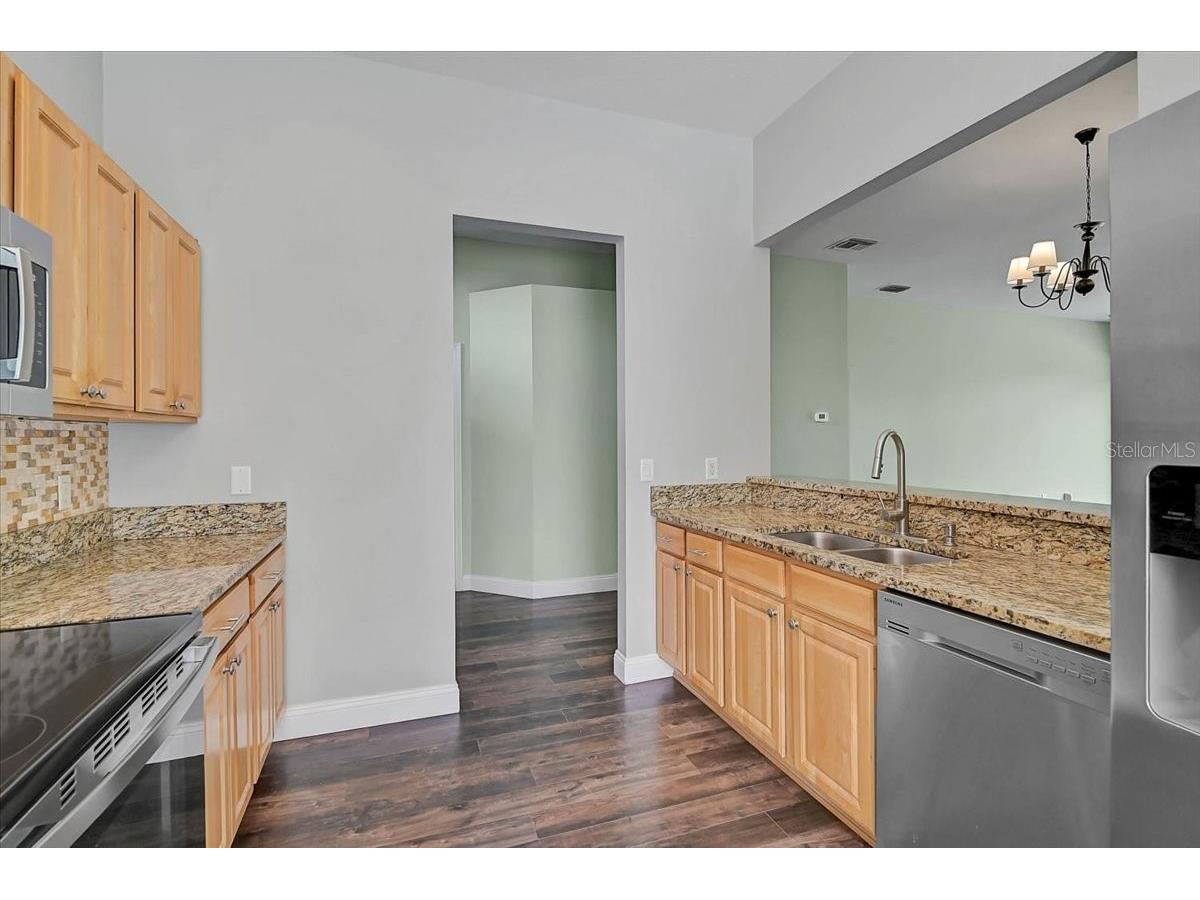 5912 100th Avenue E Parrish FL 34219 A4680798 image11