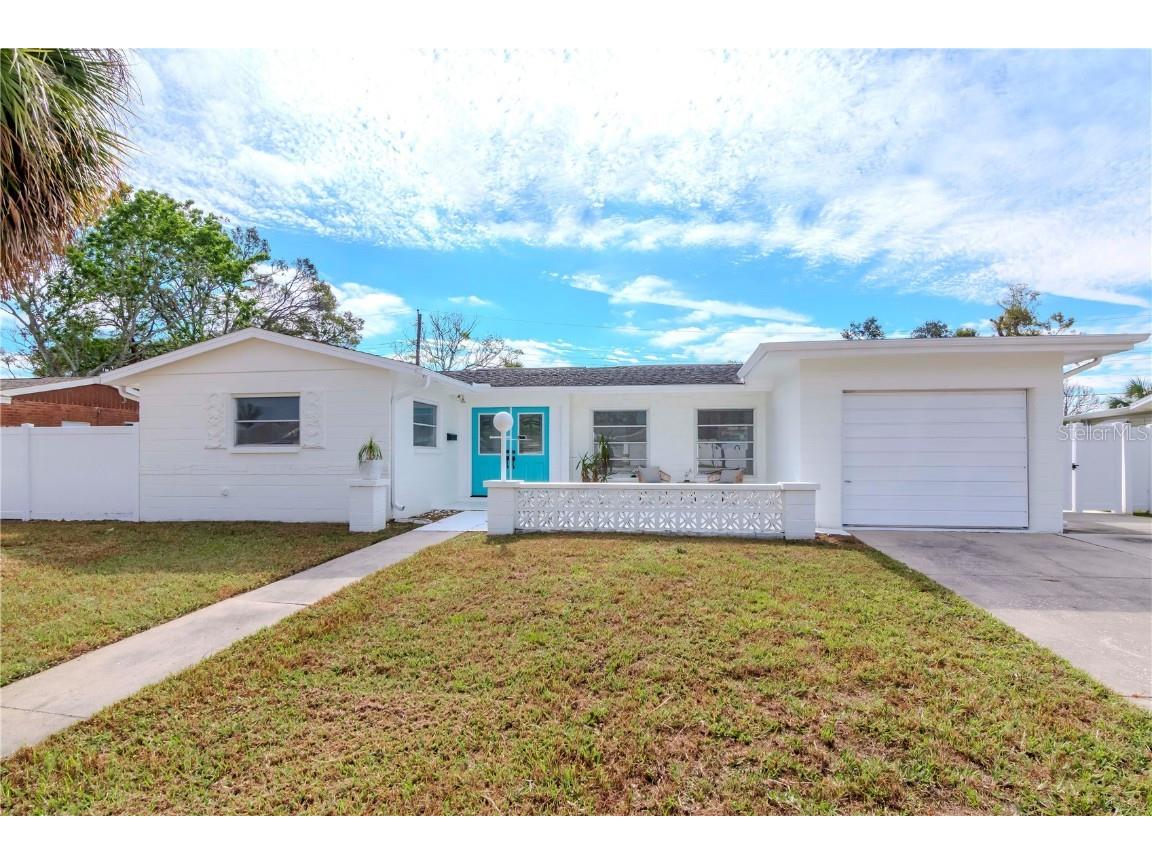5912 32nd Avenue N Saint Petersburg FL 33710 TB8335926 image1