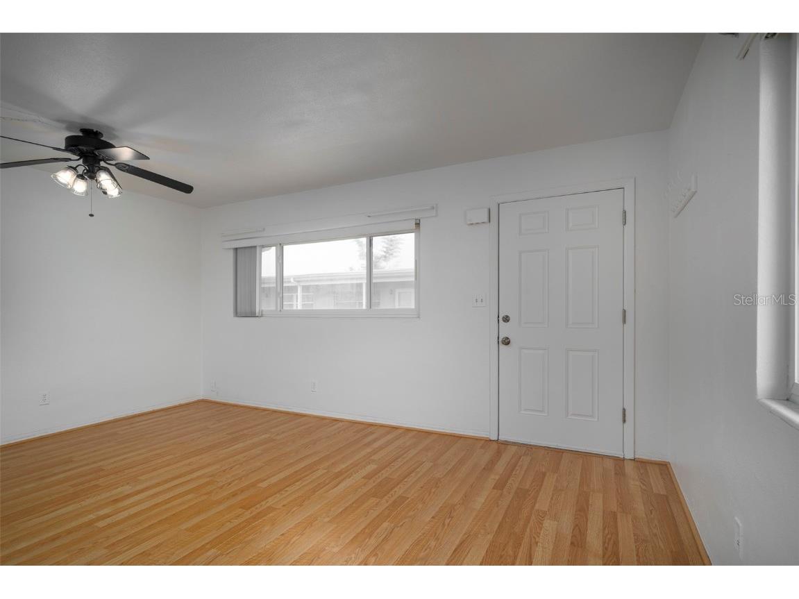 5912 5th Avenue N #E12 Saint Petersburg FL 33710 TB8449988 image6