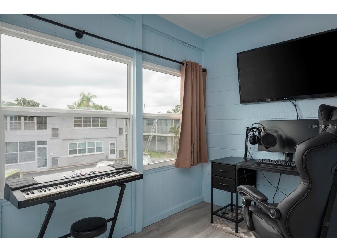 5912 5th Avenue N #E9 Saint Petersburg FL 33710 TB8407516 image14