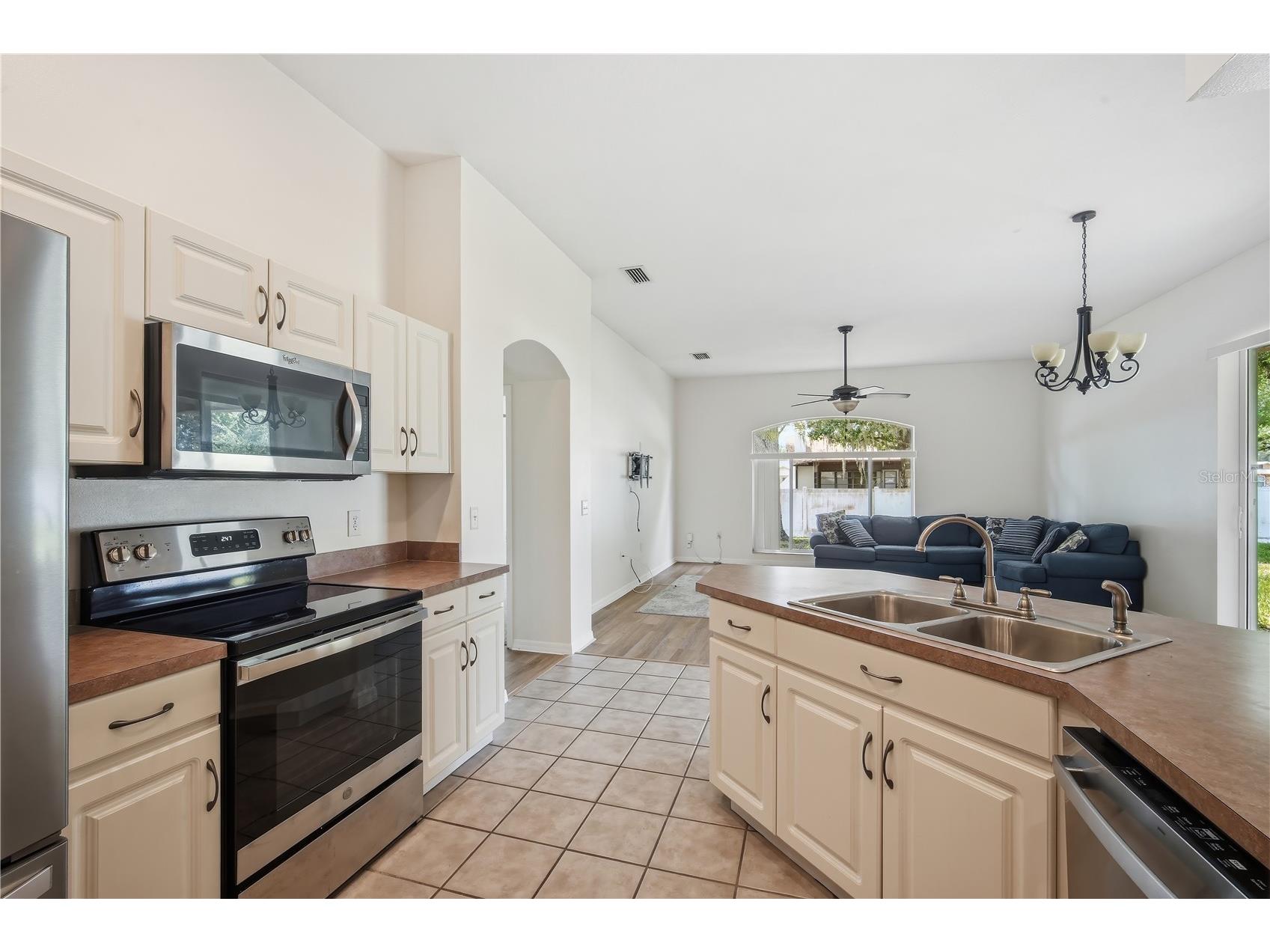 5912 Bramble Bush Court Zephyrhills FL 33541 TB8519582 image10