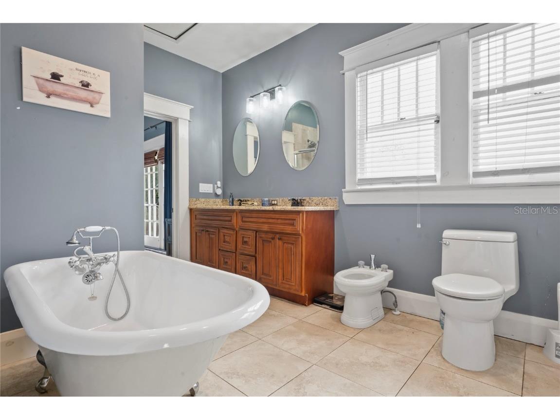 5912 N Suwanee Avenue Tampa FL 33604 TB8433405 image22