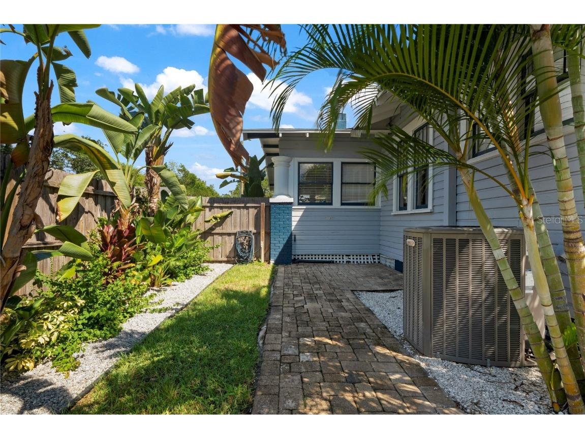 5912 N Suwanee Avenue Tampa FL 33604 TB8433405 image40