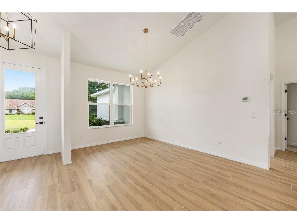 5912 NE 57th Loop N Silver Springs FL 34488 OM690299 image15