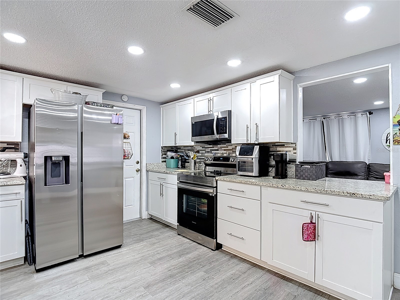 5913 Appletree Road Holiday FL 34690 TB8501330 image4