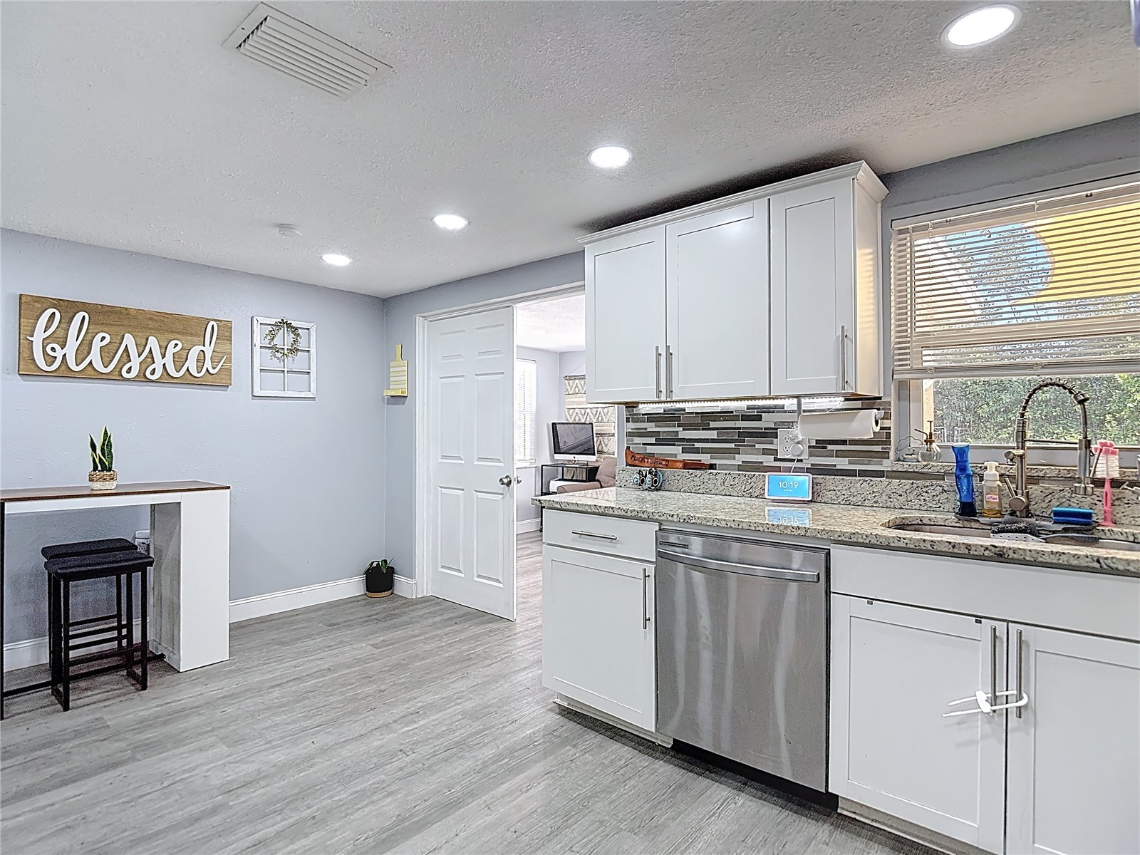 5913 Appletree Road Holiday FL 34690 TB8501330 image5