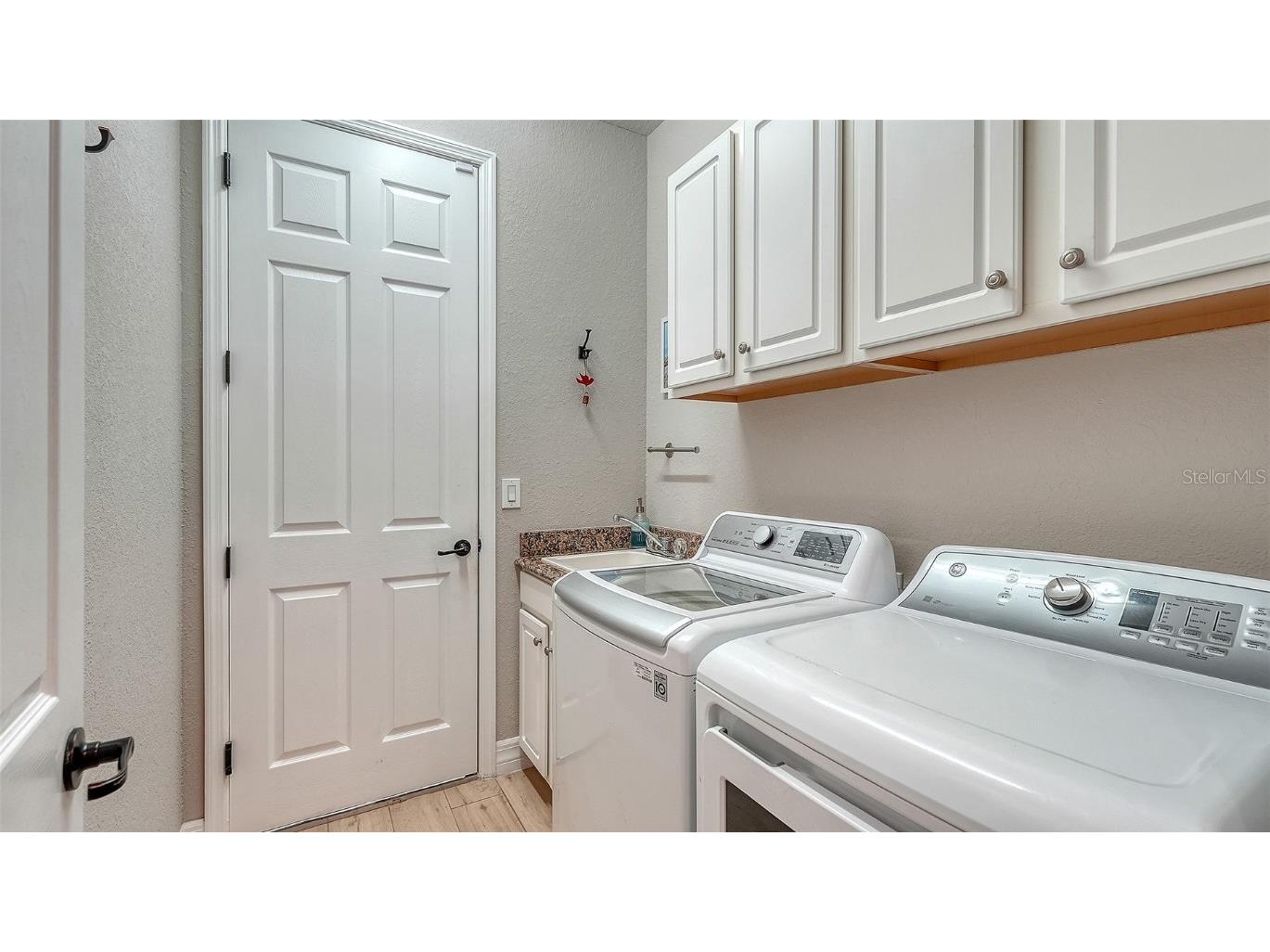 5914 Cessna Run Lakewood Ranch FL 34211 A4649707 image37