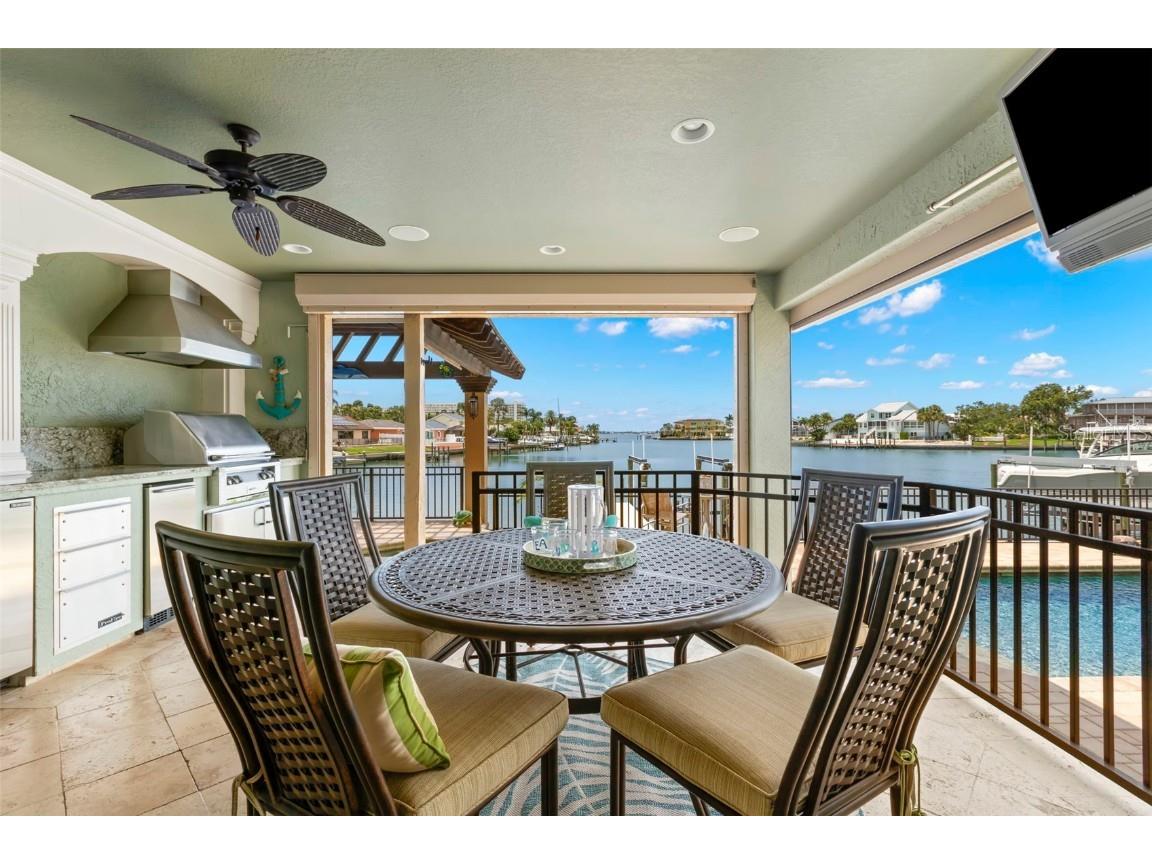 5914 Skimmer Point Boulevard S Gulfport FL 33707 - BOCA CIEGA BAY TB8408288 image1
